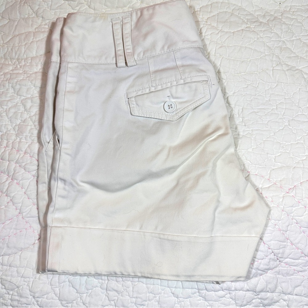 Express | White cotton blend mid-rise shorts